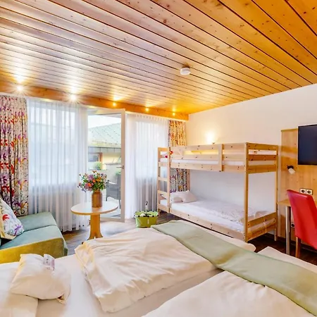 Otel Engel - Familotel Hochschwarzwald 2*